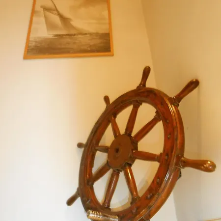Casa Del Capitano Bed & Breakfast 3*